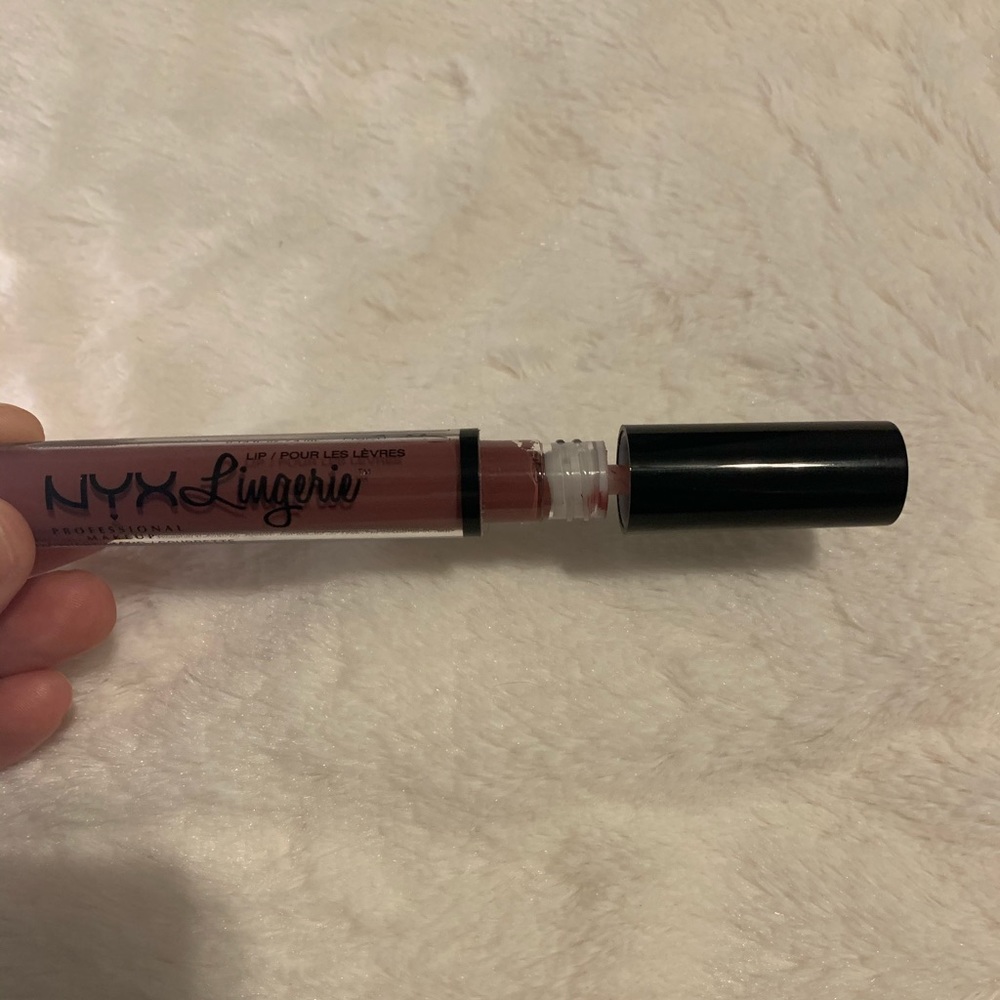 NEW NYX Liquid Lipstick & Liner Combo - Picture 6 of 6